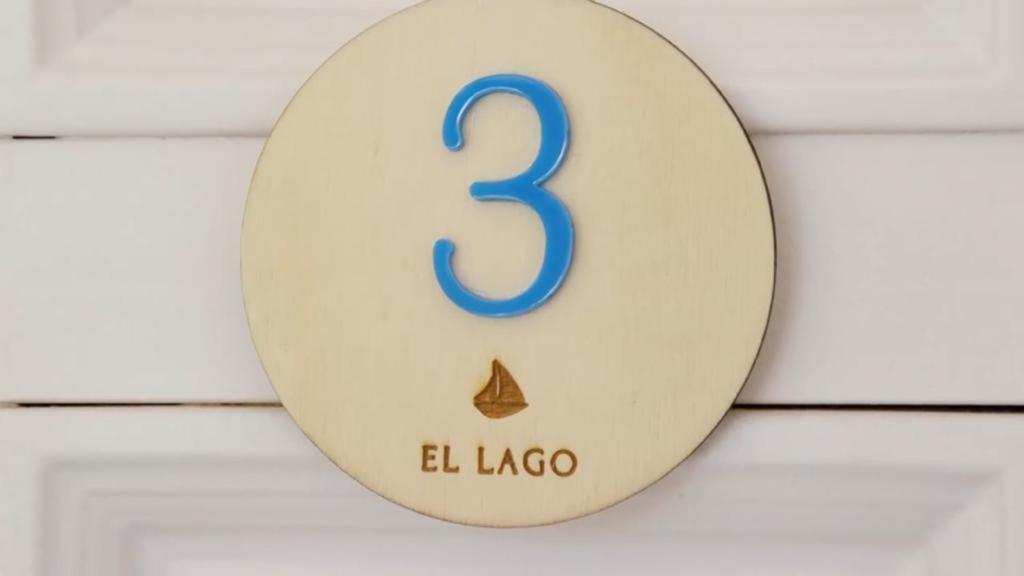El Lago Cervera de Buitrago Bagian luar foto